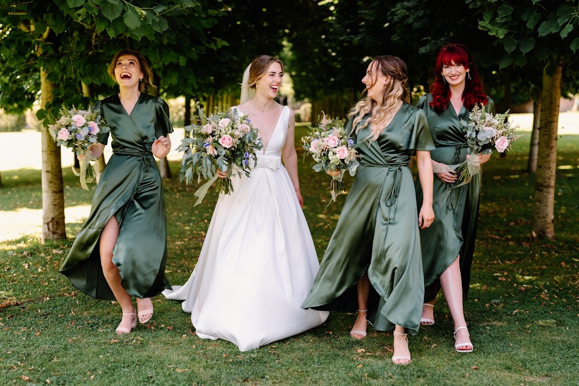wedding flowers by https://floristshopevents.co.uk/